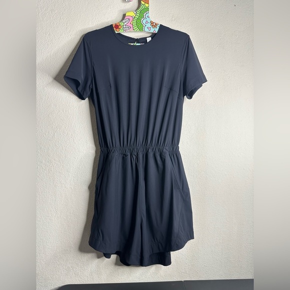 Lululemon Lightweight High-Neck Romper W1DU9R Black size 6 - Picture 2 of 6